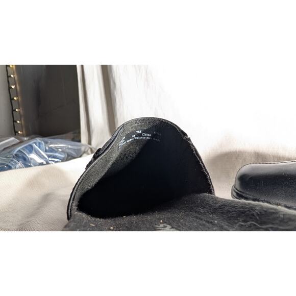 Clarks Womens Black Leather Slip On Mules Clogs 7M Comfort Shoes Lagenlook Boho - Picture 7 of 7